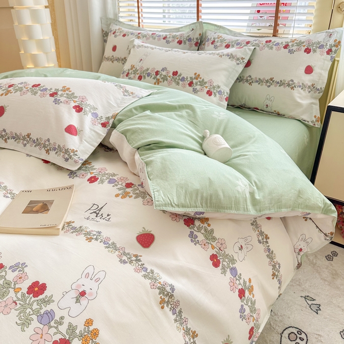 91家纺网 家纺一手货源 找家纺  （提供买家秀 爆款花型 不断货）2025新款单被套全棉印花单被套小清新简约系列单被套 草莓兔