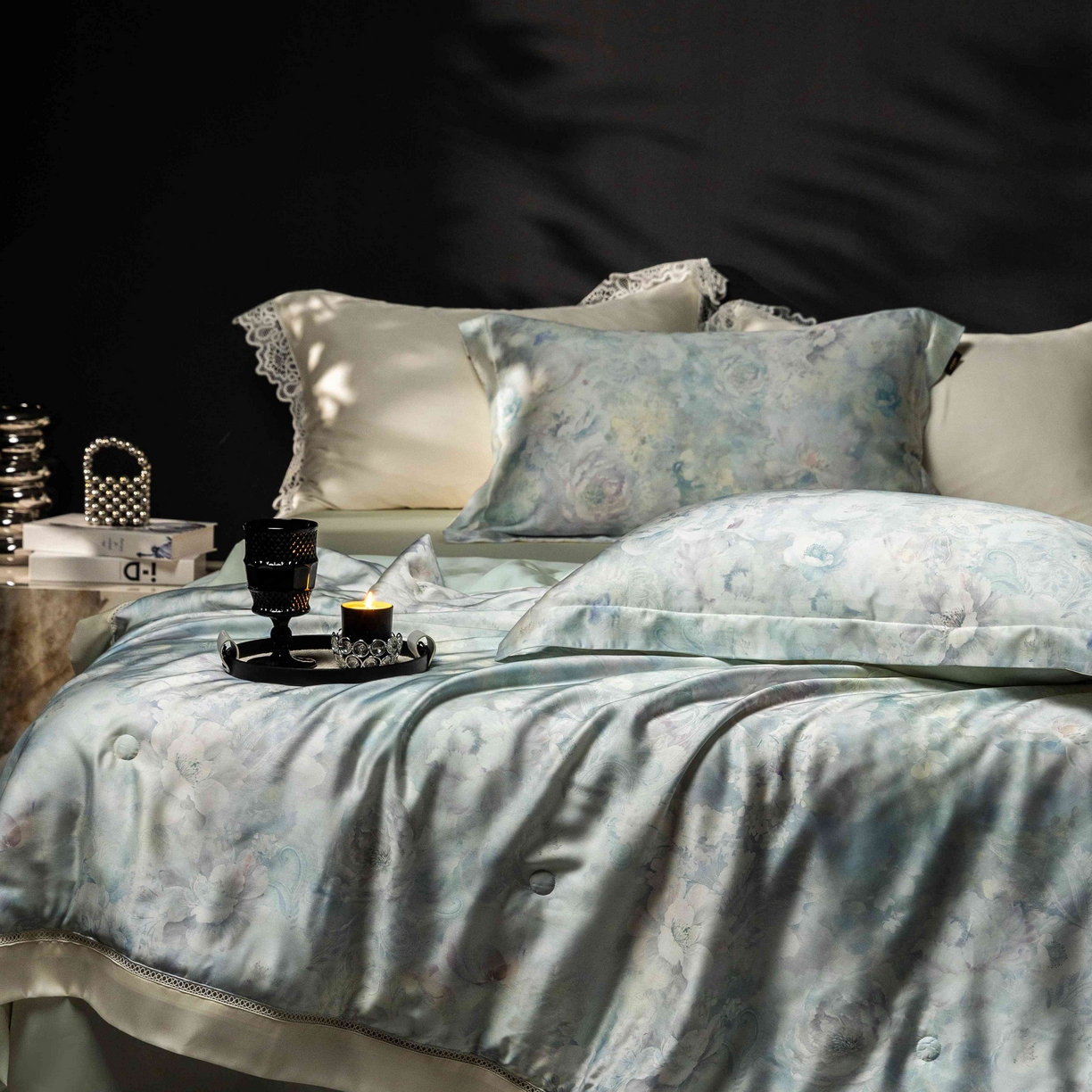 91家纺网 家纺一手货源 找家纺 丽笙被芯 2025新款A类兰精天丝印花naia镂空夏被夏凉被空调被 秘密花园-蓝