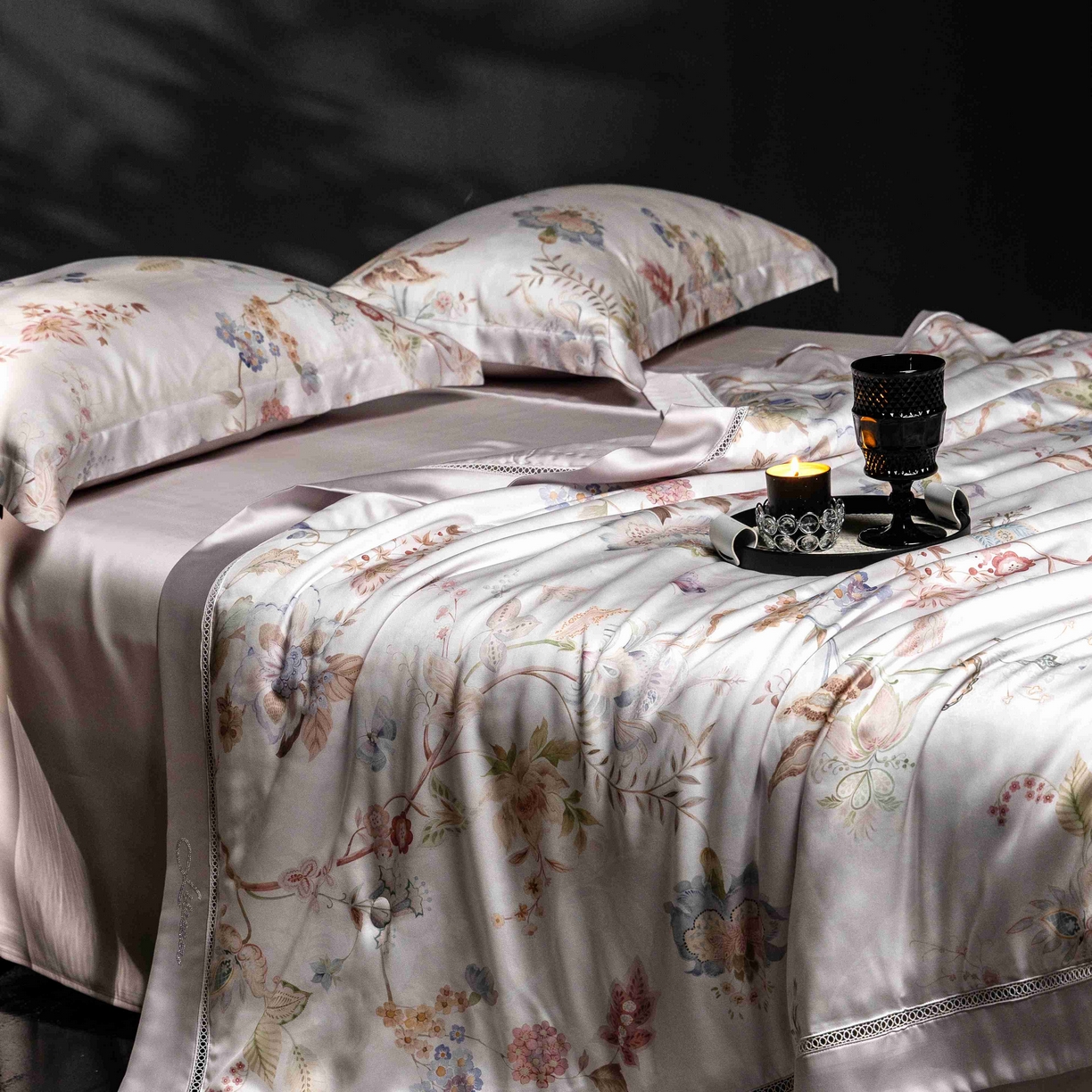 91家纺网 家纺一手货源 找家纺 丽笙被芯 2025新款A类兰精天丝印花naia镂空夏被夏凉被空调被 韵色