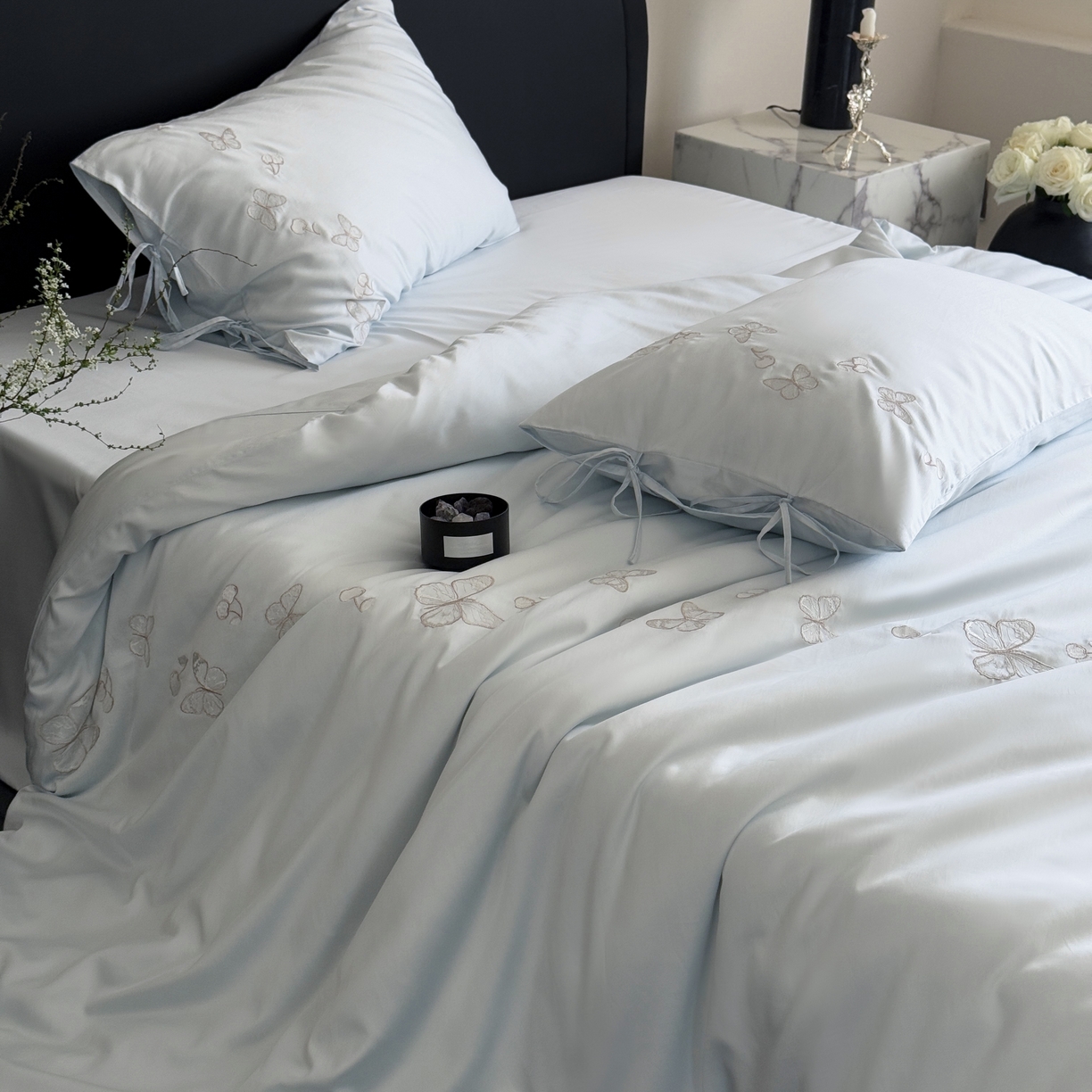 91家纺网 家纺一手货源 找家纺 MIU缪家居 2025新款60支兰精天丝四件套 梦蝶-幻境蓝