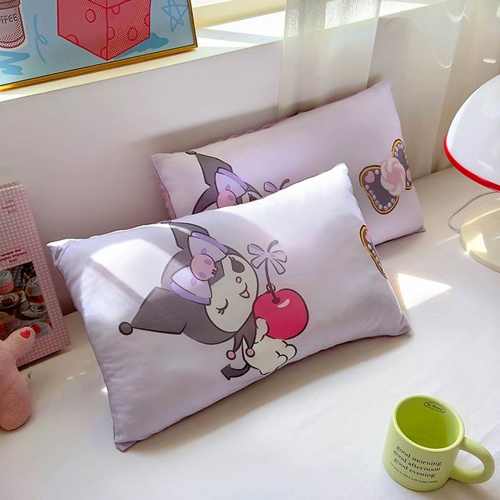 91家纺网 家纺一手货源 找家纺 希诺家居 2025春夏新款凉感丝豆豆枕三丽鸥凉感枕头可拆洗豆豆枕儿童枕幼儿园枕头直播引流赠品 豆豆枕-苹果库洛米