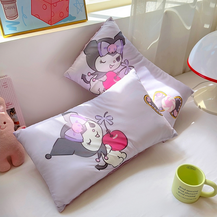 91家纺网 家纺一手货源 找家纺 希诺家居 2025春夏新款凉感丝豆豆枕三丽鸥凉感枕头可拆洗豆豆枕儿童枕幼儿园枕头直播引流赠品 豆豆枕-苹果库洛米