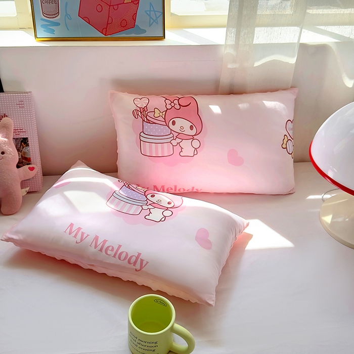 91家纺网 家纺一手货源 找家纺 希诺家居 2025春夏新款凉感丝豆豆枕三丽鸥凉感枕头可拆洗豆豆枕儿童枕幼儿园枕头直播引流赠品 豆豆枕-甜心美乐蒂