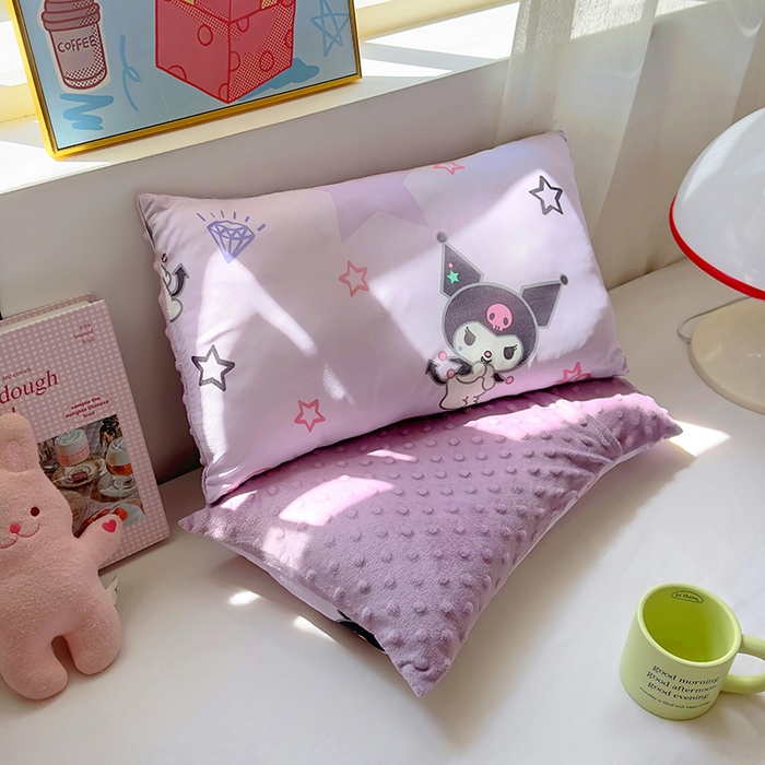 91家纺网 家纺一手货源 找家纺 希诺家居 2025春夏新款凉感丝豆豆枕三丽鸥凉感枕头可拆洗豆豆枕儿童枕幼儿园枕头直播引流赠品 豆豆枕-星星库洛米