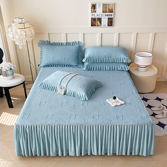 91家纺网 家纺一手货源 找家纺 2025新款复合三明治床裙款凉豆豆凉席三件套系列 约定-优雅蓝