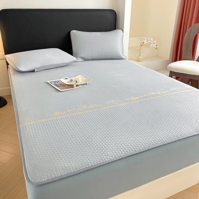 91家纺网 家纺一手货源 找家纺 欧邦 2025新款提花冰豆豆凉席三件套-幸运草 床笠款-幸运草-灰