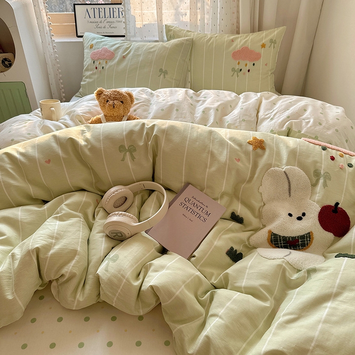 91家纺网 家纺一手货源 找家纺 澳梵家居 2025新款小清新全棉印花毛巾绣四件套 苹果兔兔