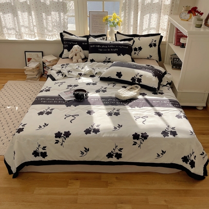 花伞家居 2025新款赫本高级感黑白系列花边夏被四件套 夏被-星星叶