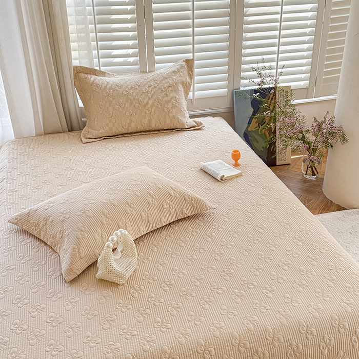 91家纺网 家纺一手货源 找家纺 琳可家居 花开蝶自来系列双面再生纤维素纤维床盖高温水洗两面可用 花开蝶自来-黄