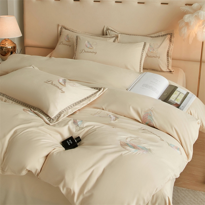 91家纺网 家纺一手货源 找家纺 佳宇轩 2025新款亲肤水洗棉刺绣四件套系列 蜜羽-米白