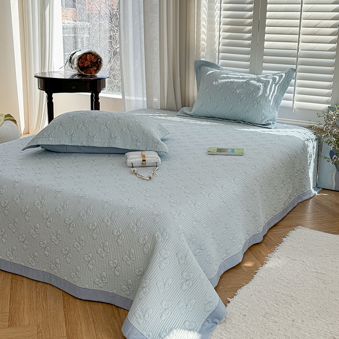 91家纺网 家纺一手货源 找家纺 琳可家居 花开蝶自来系列双面再生纤维素纤维床盖高温水洗两面可用 花开蝶自来-兰