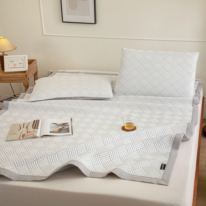 91家纺网 家纺一手货源 找家纺 野马寝具跨境电商专供 2025新款高分子冰感垫软凉席 斜方格