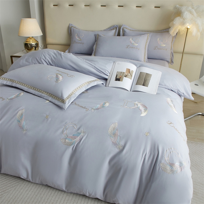 91家纺网 家纺一手货源 找家纺 佳宇轩 2025新款亲肤水洗棉刺绣四件套系列 蜜羽-浅灰