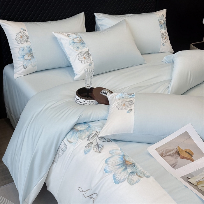 91家纺网 家纺一手货源 找家纺 绒棉世家 2025新款100支贡缎50双股刺绣长绒棉四件套-欧若拉系列  欧若拉-蓝