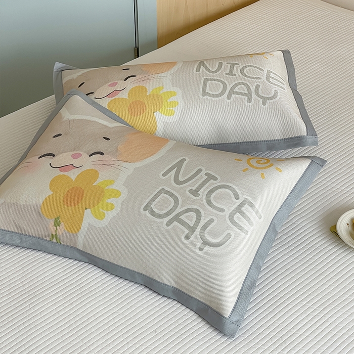 91家纺网 家纺一手货源 找家纺 安哆啦家纺 2025新款A类大版印花冰藤儿童幼儿园卡通萌宠系列凉席单枕套 小老鼠