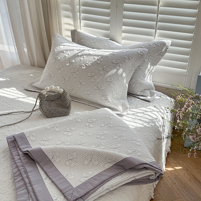 91家纺网 家纺一手货源 找家纺 （总）琳可家居 花开蝶自来系列双面再生纤维素纤维床盖高温水洗两面可用