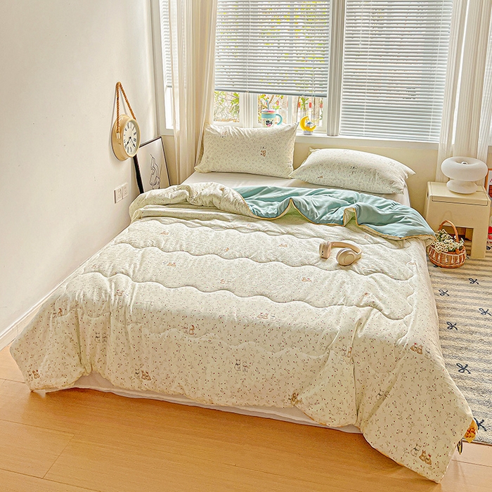 91家纺网 家纺一手货源 找家纺 玉海棠家纺 2025新款水洗皱皱纱印花夏被 被子被芯 单恋小兔