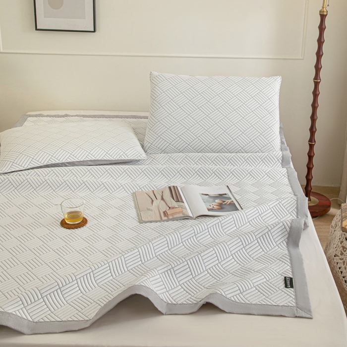 91家纺网 家纺一手货源 找家纺 野马寝具跨境电商专供 2025新款高分子冰感垫软凉席 斜方格