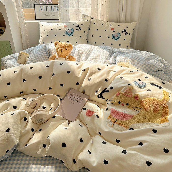 91家纺网 家纺一手货源 找家纺 澳梵家居 2025新款小清新全棉印花毛巾绣四件套 奶油小猫