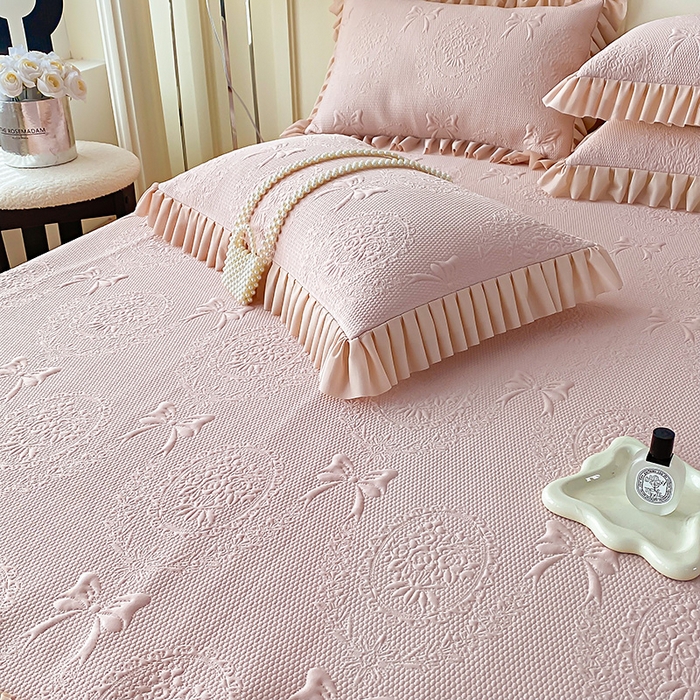 91家纺网 家纺一手货源 找家纺 2025新款复合三明治床裙款凉豆豆凉席三件套系列 约定-豆沙粉