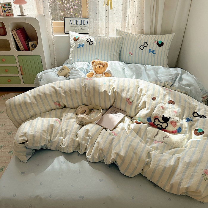 91家纺网 家纺一手货源 找家纺 澳梵家居 2025新款小清新全棉印花毛巾绣四件套 骨头小狗