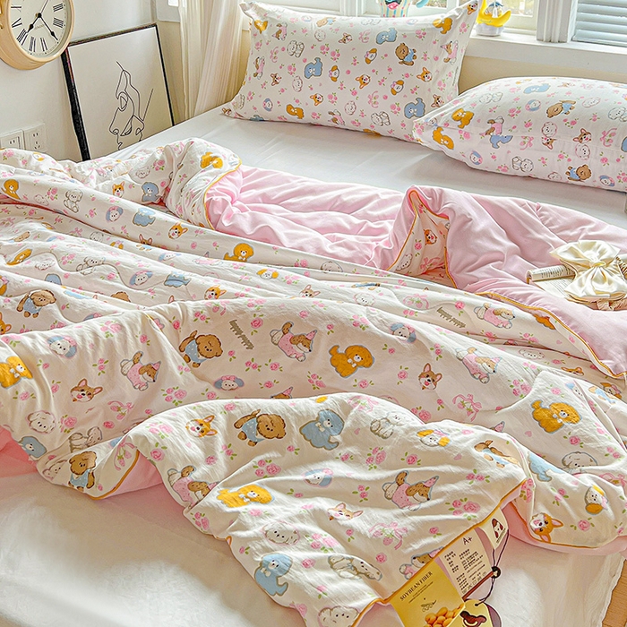 91家纺网 家纺一手货源 找家纺 玉海棠家纺 2025新款水洗皱皱纱印花夏被 被子被芯 灰蒙小狗