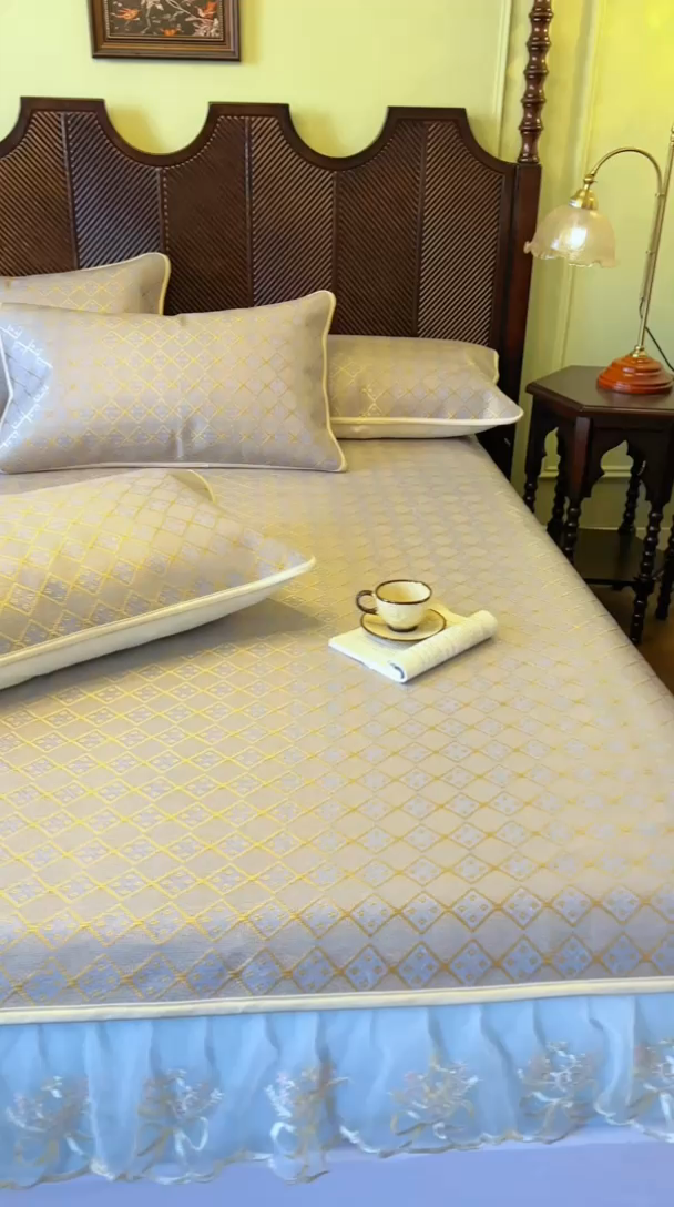 91家纺网 家纺一手货源 找家纺 网红馆 2025新款花边冰藤席凉席-夏之语床笠款 豆青