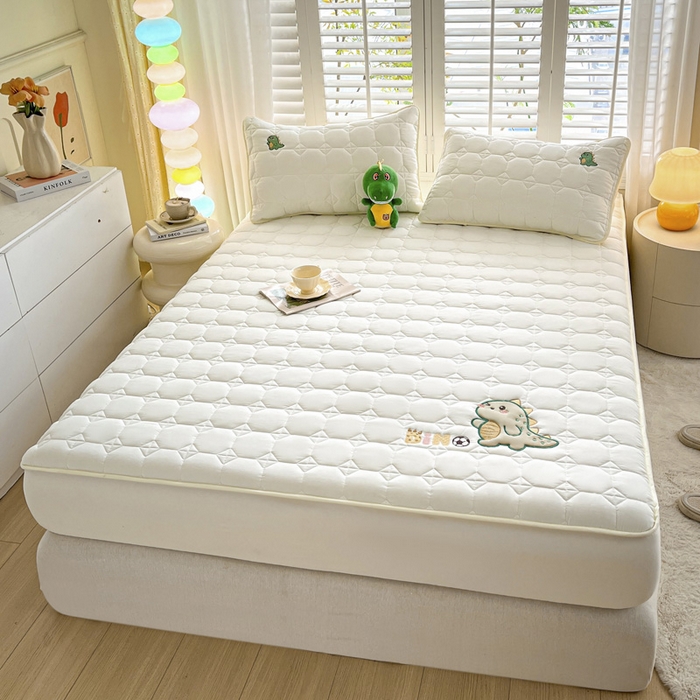 91家纺网 家纺一手货源 找家纺 万盛家纺 2025新款夹棉恐龙刺绣床笠 恐龙-方格  白