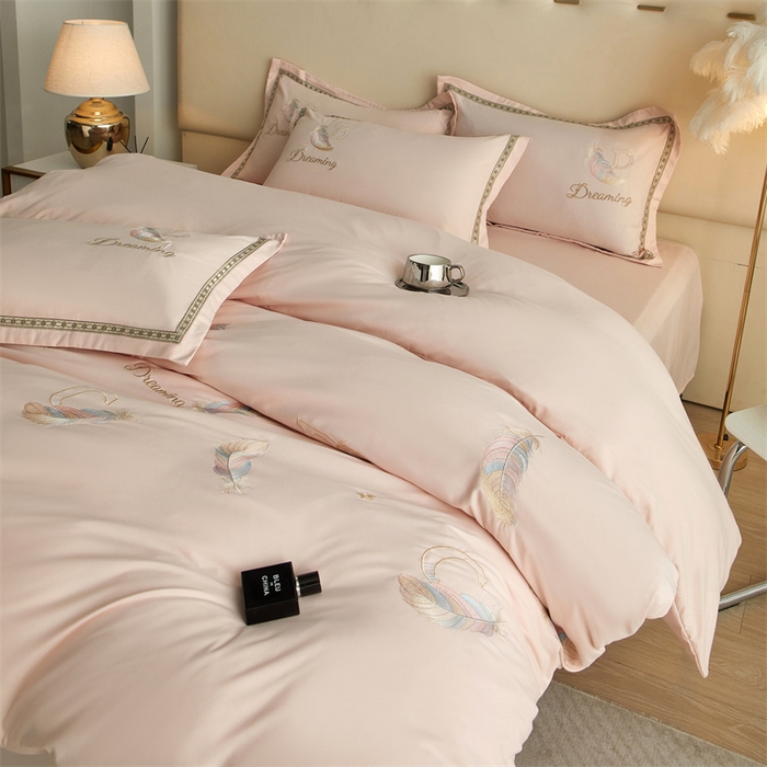 91家纺网 家纺一手货源 找家纺 佳宇轩 2025新款亲肤水洗棉刺绣四件套系列 蜜羽-嫩粉