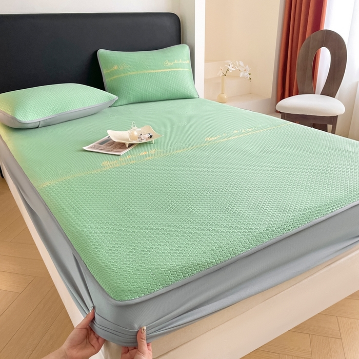 91家纺网 家纺一手货源 找家纺 欧邦 2025新款提花冰豆豆凉席三件套-幸运草 床笠款-幸运草-绿