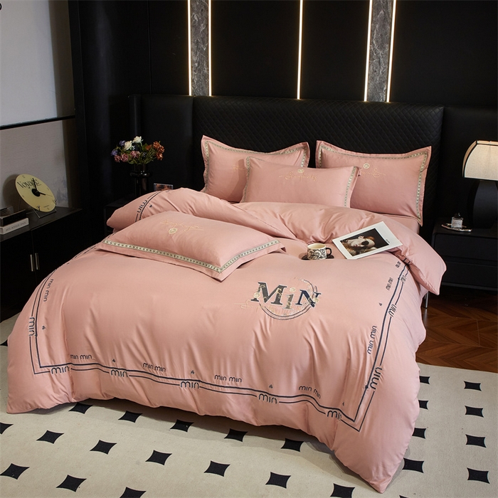 91家纺网 家纺一手货源 找家纺 佳宇轩 2025新款亲肤水洗棉刺绣四件套系列 简约时代-粉玉