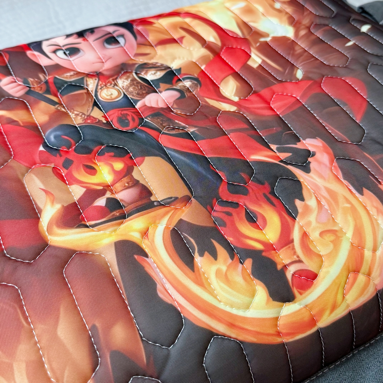 91家纺网 家纺一手货源 找家纺 纽乐家纺 2025新款卡通5D数码印花哪吒周边儿童冰丝乳胶凉枕枕套枕芯 哪吒-1