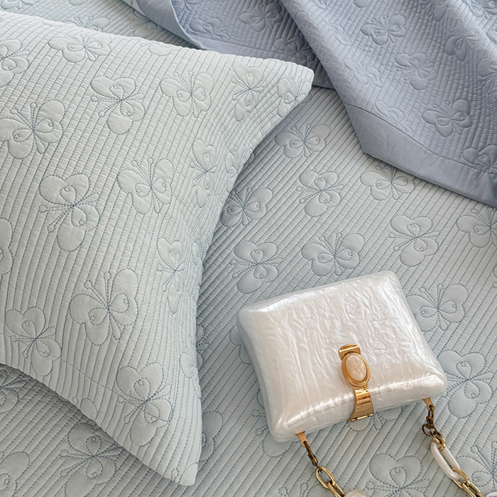 91家纺网 家纺一手货源 找家纺 琳可家居 花开蝶自来系列双面再生纤维素纤维床盖高温水洗两面可用 花开蝶自来-兰