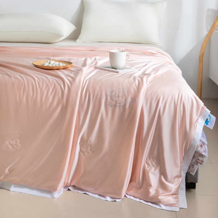 91家纺网 家纺一手货源 找家纺 野马寝具跨境电商专供 2025新款森氧冰蚕蚕丝被 粉色