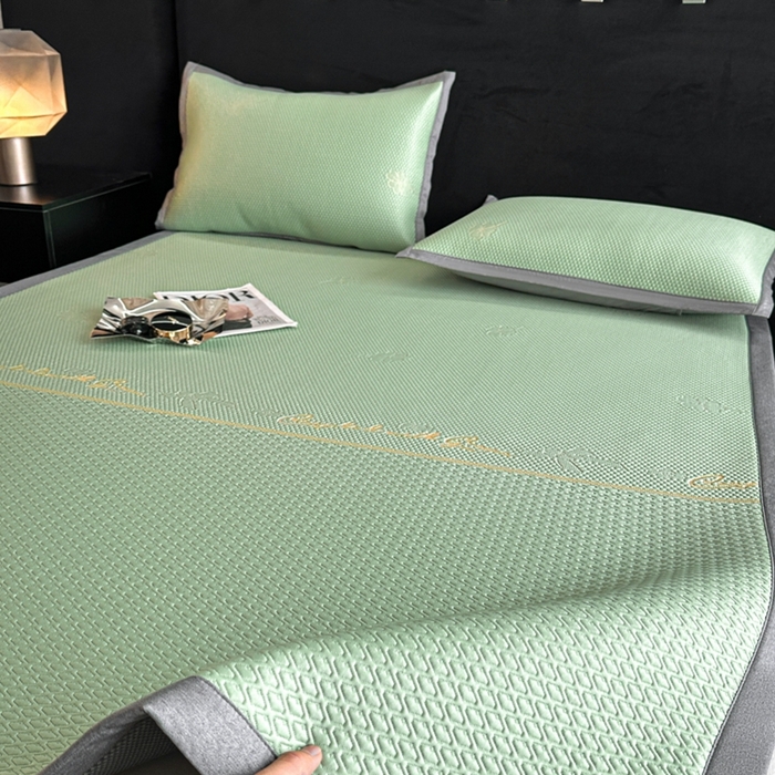 91家纺网 家纺一手货源 找家纺 欧邦 2025新款提花冰豆豆凉席三件套-幸运草 凉席款-幸运草-绿