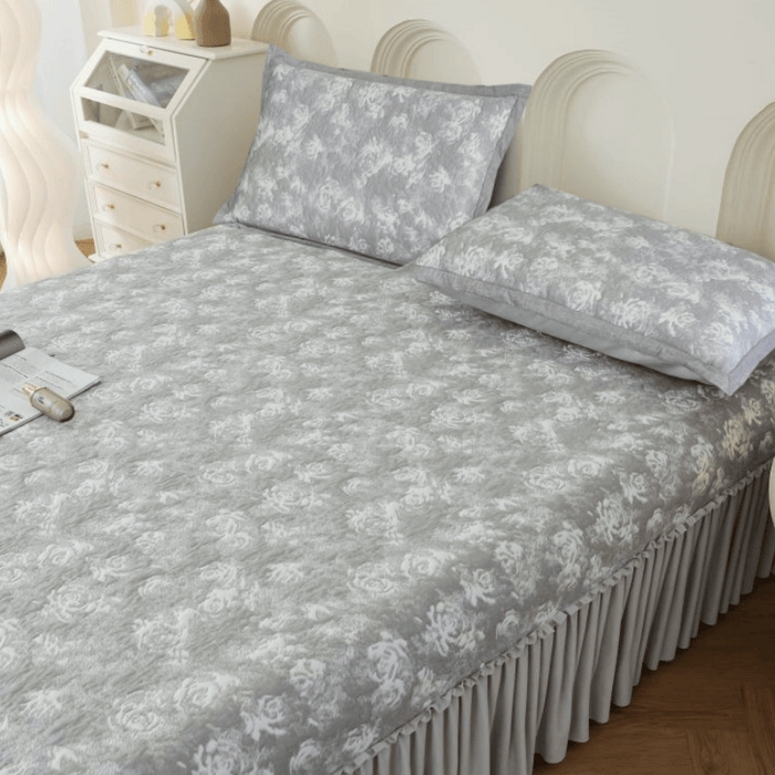 91家纺网 家纺一手货源 找家纺 野马寝具跨境电商专供 2025新款玫瑰花床裙 灰