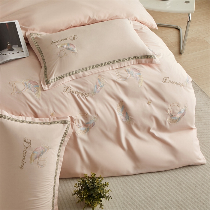 91家纺网 家纺一手货源 找家纺 佳宇轩 2025新款亲肤水洗棉刺绣四件套系列 蜜羽-嫩粉