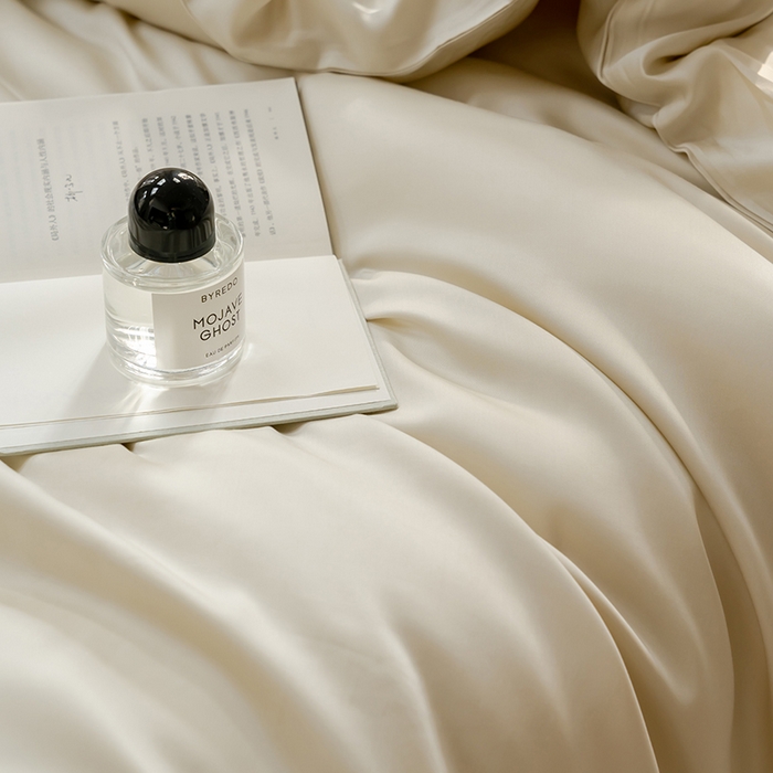 91家纺网 家纺一手货源 找家纺 咏绒家纺工厂店 2025新款60支奥地利兰精天丝单品系列--单被套 极地白