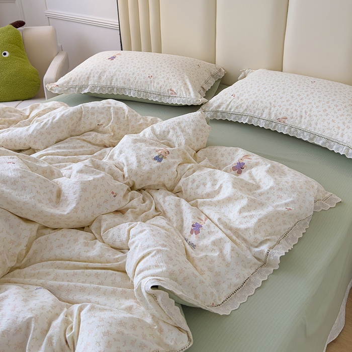 91家纺网 家纺一手货源 找家纺 竹合家纺 2025新款云感皱皱四件套-镂空花边款法式 花边款-兔小姐