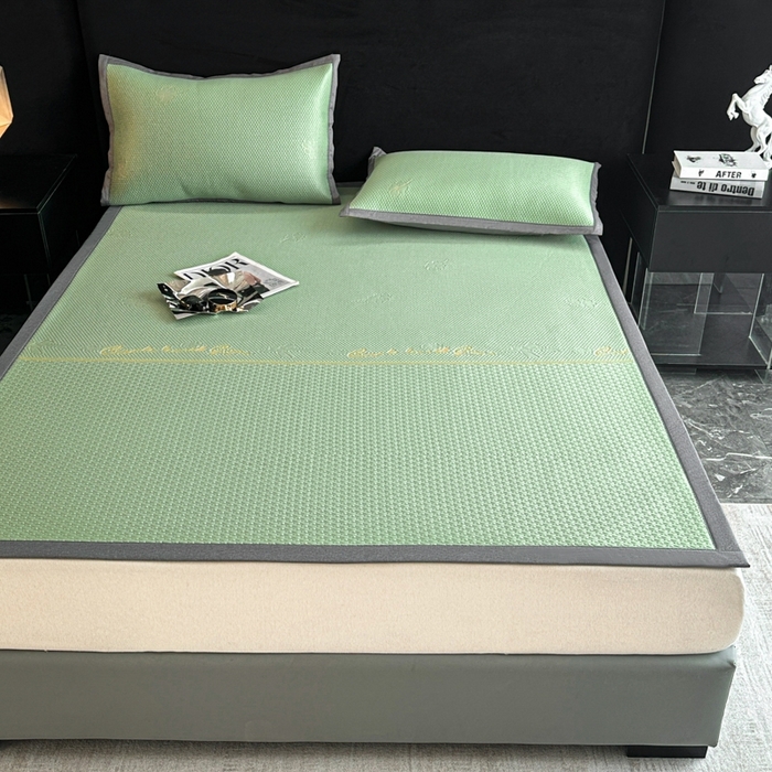 91家纺网 家纺一手货源 找家纺 欧邦 2025新款提花冰豆豆凉席三件套-幸运草 凉席款-幸运草-绿