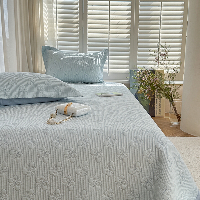 91家纺网 家纺一手货源 找家纺 琳可家居 花开蝶自来系列双面再生纤维素纤维床盖高温水洗两面可用 花开蝶自来-兰