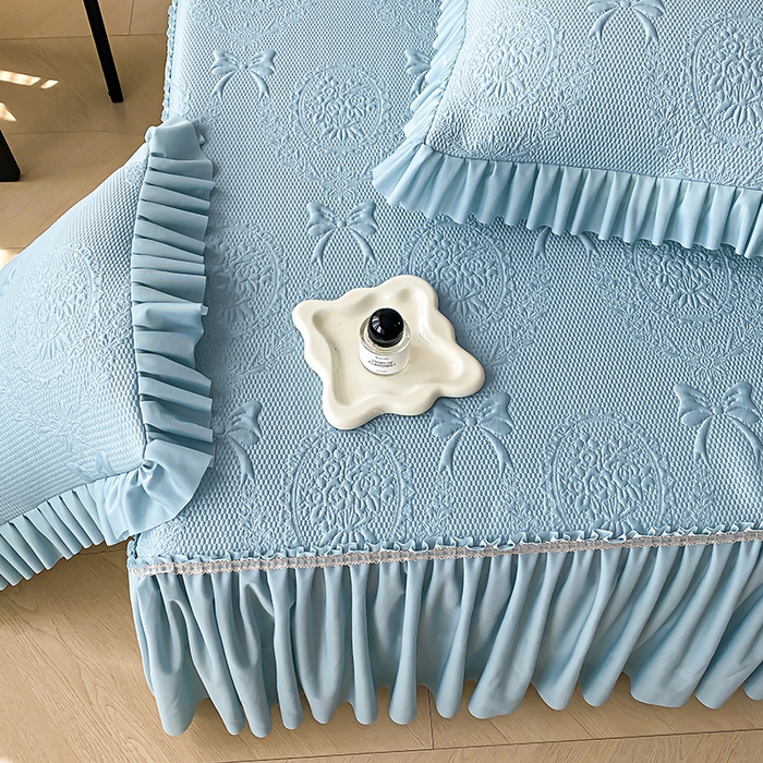 91家纺网 家纺一手货源 找家纺 2025新款复合三明治床裙款凉豆豆凉席三件套系列 约定-优雅蓝