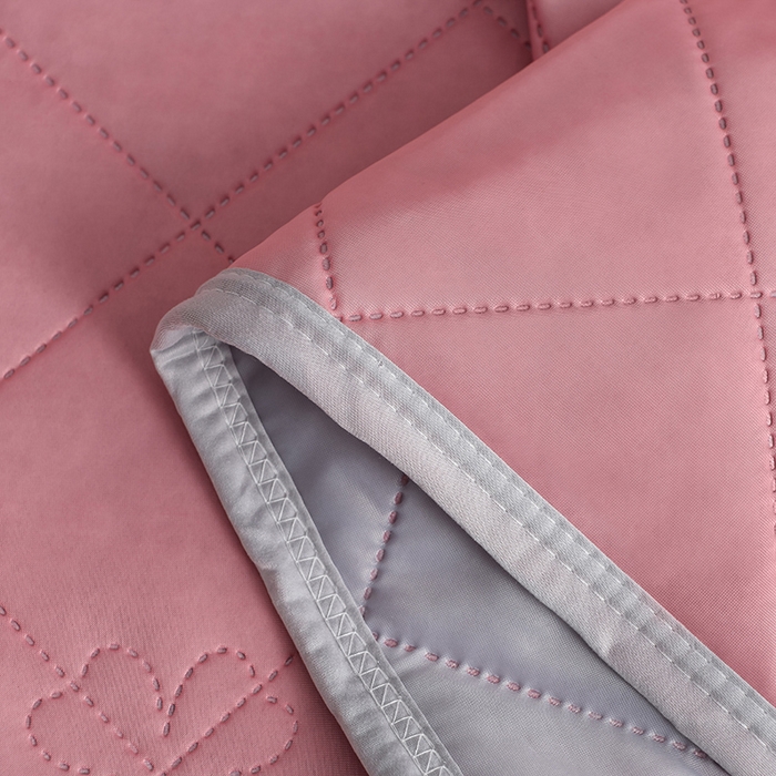 91家纺网 家纺一手货源 找家纺 2025新款清凉舒适凉感丝夏被四件套 豆沙