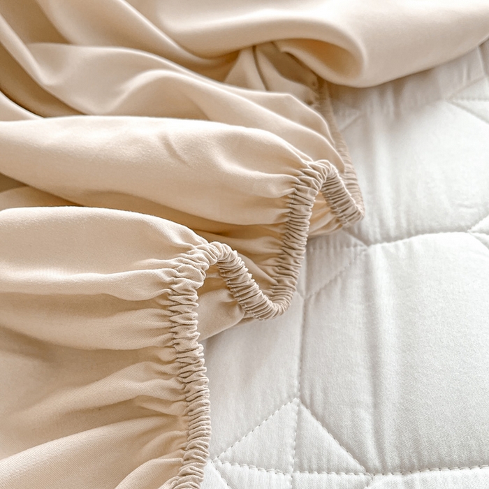 91家纺网 家纺一手货源 找家纺 万盛家纺 2025新款夹棉恐龙刺绣床笠 恐龙-方格  卡其