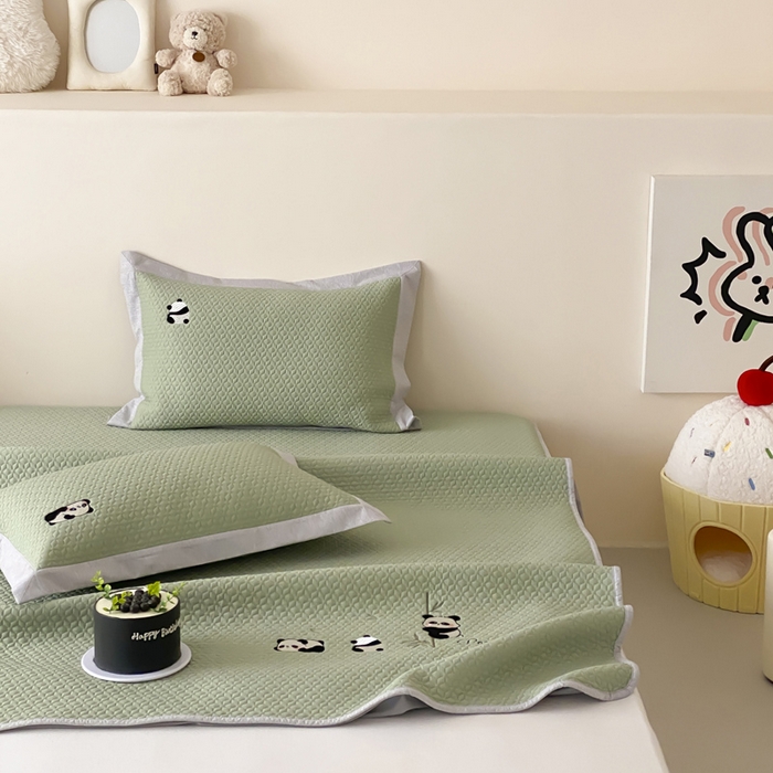 91家纺网 家纺一手货源 找家纺 （总）由有家居 2025新款新品A类PE高凉感分子进口刺绣豆豆凉席三件套