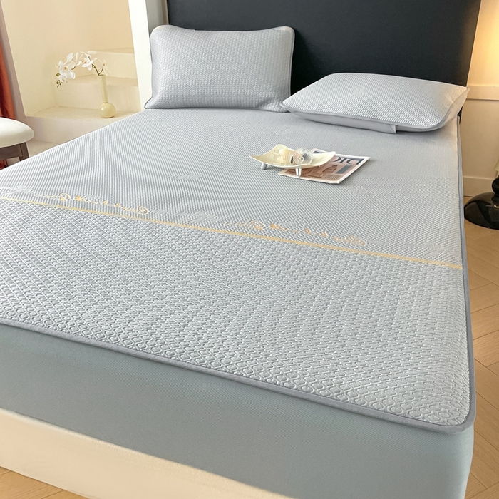 91家纺网 家纺一手货源 找家纺 欧邦 2025新款提花冰豆豆凉席三件套-幸运草 床笠款-幸运草-灰