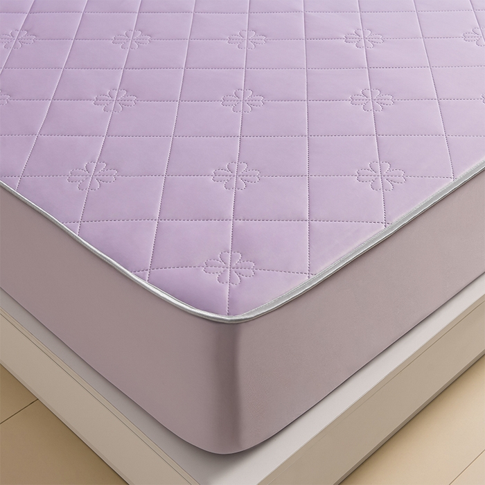 91家纺网 家纺一手货源 找家纺 2025新款清凉舒适凉感丝夏被四件套 浅紫