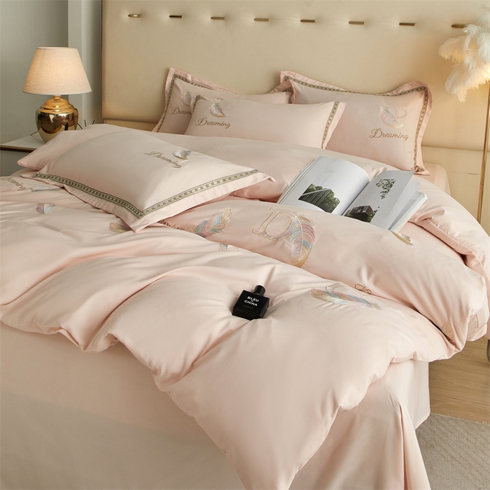 91家纺网 家纺一手货源 找家纺 佳宇轩 2025新款亲肤水洗棉刺绣四件套系列 蜜羽-嫩粉