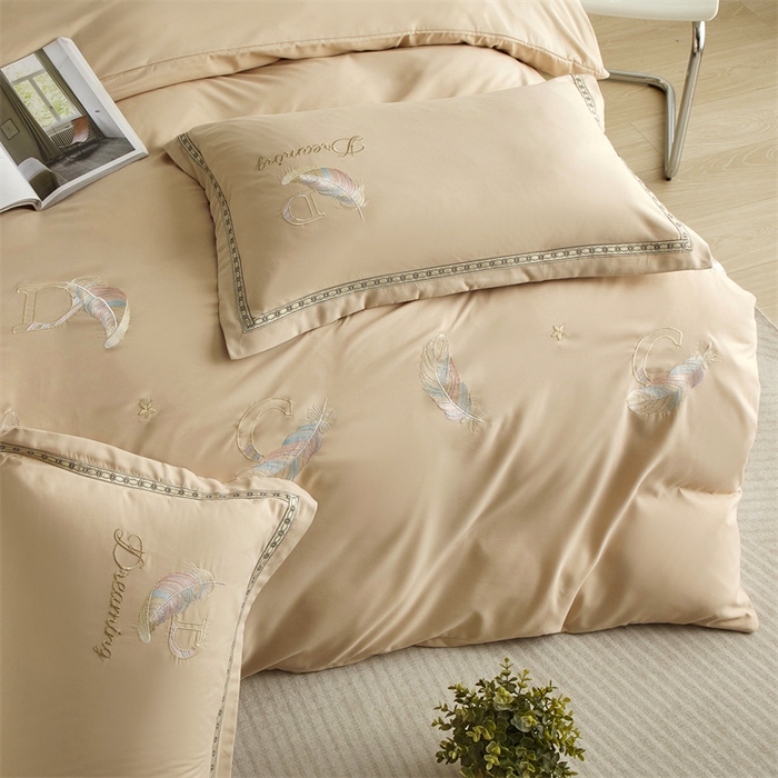 91家纺网 家纺一手货源 找家纺 佳宇轩 2025新款亲肤水洗棉刺绣四件套系列 蜜羽-浅咖