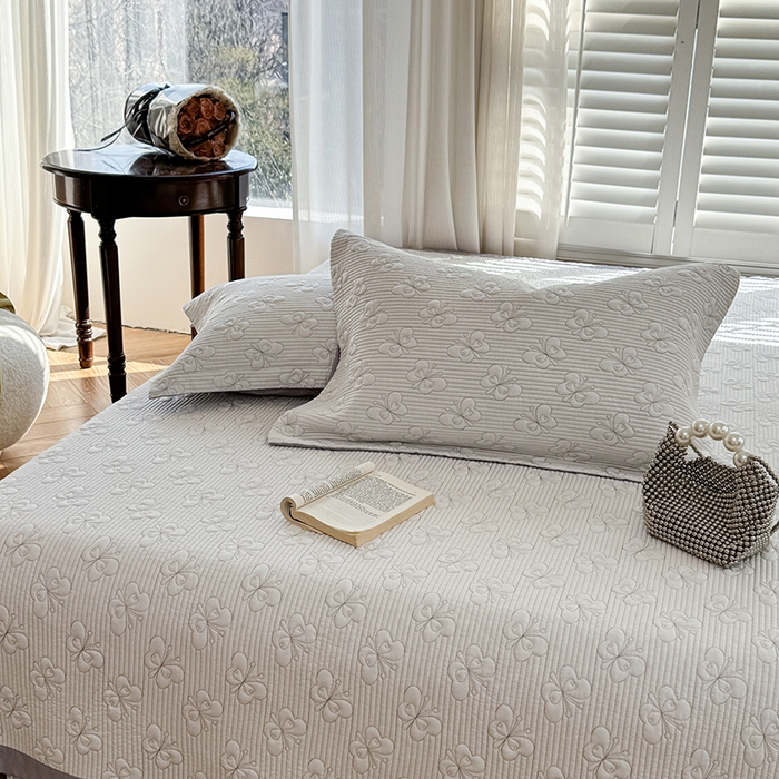 91家纺网 家纺一手货源 找家纺 （总）琳可家居 花开蝶自来系列双面再生纤维素纤维床盖高温水洗两面可用